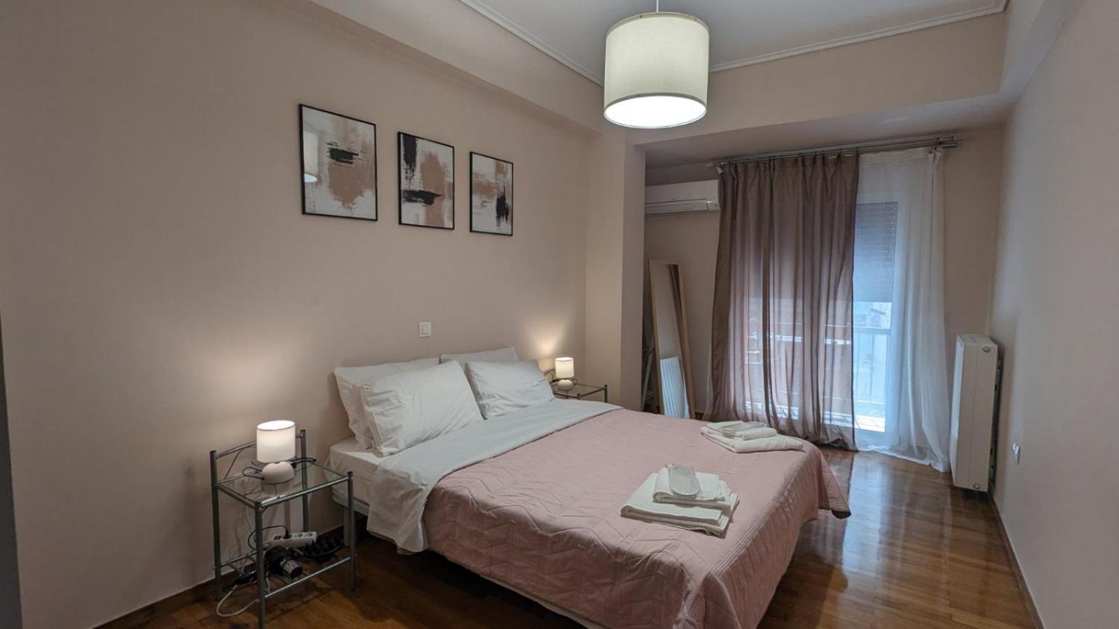 Luxury & Spacious Apartment In Ateny Zewnętrze zdjęcie