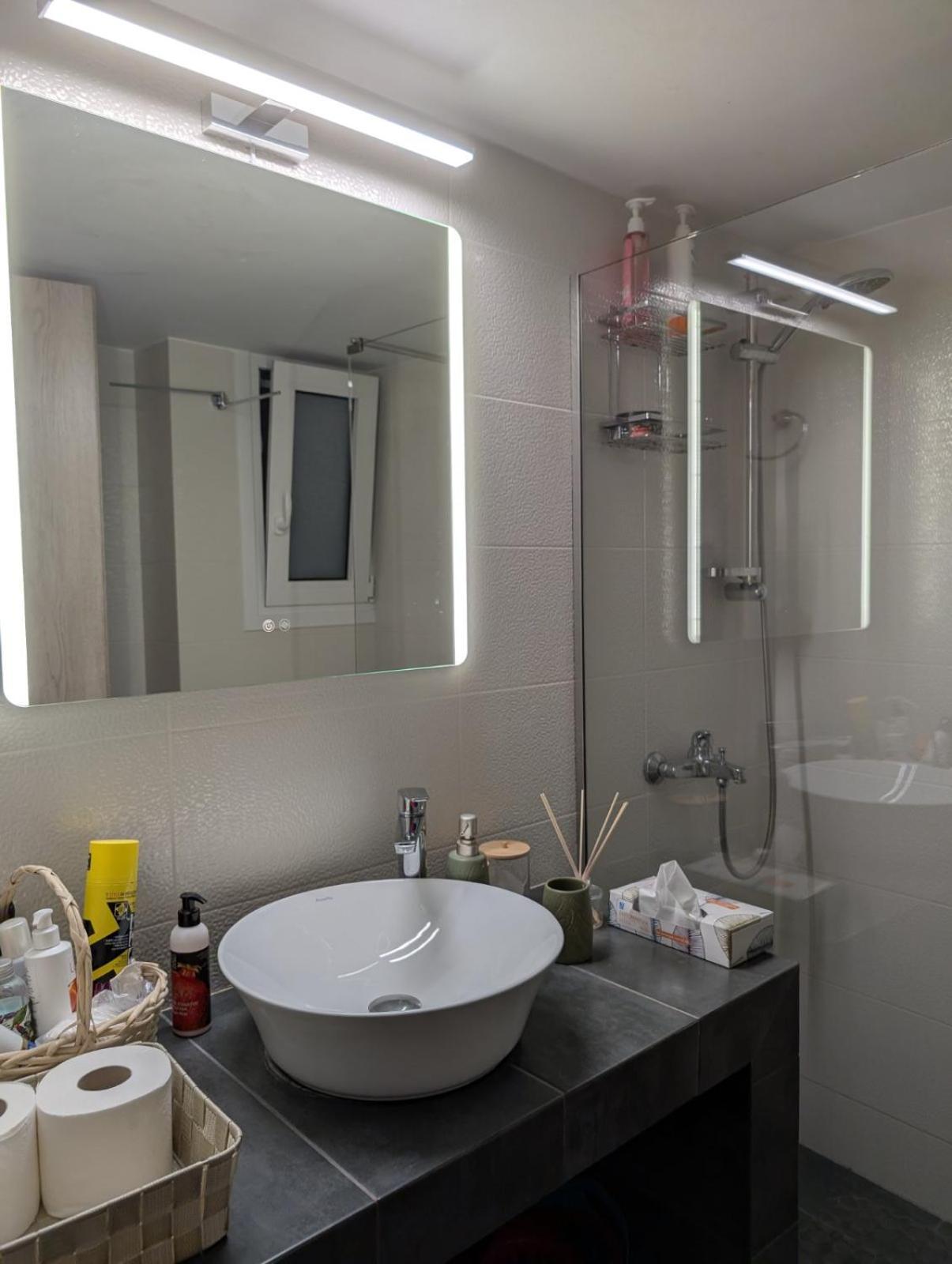 Luxury & Spacious Apartment In Ateny Zewnętrze zdjęcie